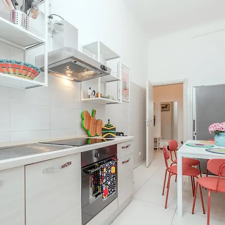 The House In The Architects' Hub アパート ミラノ