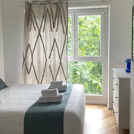 Moderno Bilocale In Zona Monumentale-cenisio Apartment *