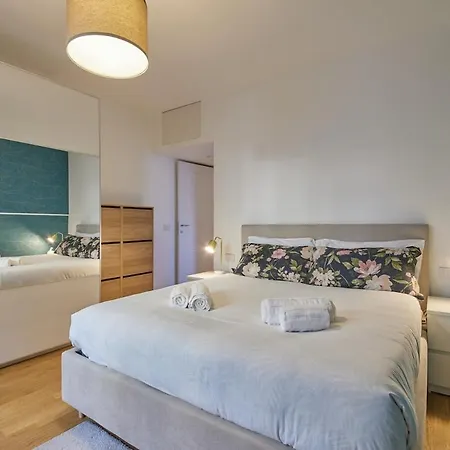 Apartment Life, Mico - Terrazza, Comfort E *