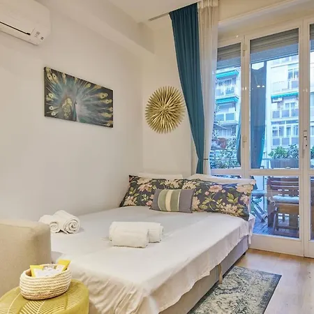 Life, Mico - Terrazza, Comfort E Mailand