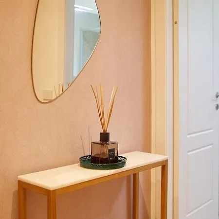 Life, Mico - Terrazza, Comfort E Apartment