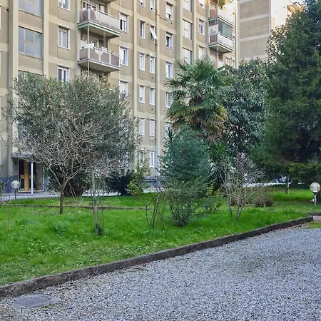 Life, Mico - Terrazza, Comfort E Lejlighed Milano