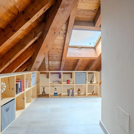 Guesthost - Casa Acqua&cielo Milano