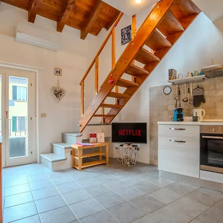 Guesthost - Casa Acqua&cielo *