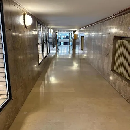 Apartment Raffinato Trilocale In Zona Centro *