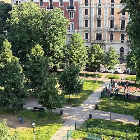 Milan Center Porta Venezia Elegant Two Room Apartment * 米兰