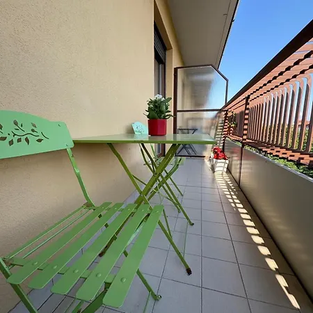 Apartment Raffinato Trilocale In Zona Centro *