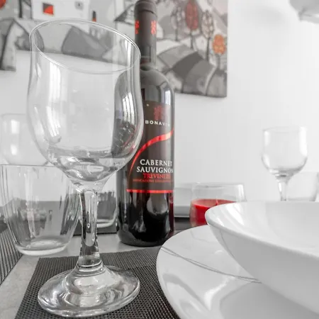 Luxury Dream - Duomo 10min Free Fast Wi-fi And Ac Train Station Porta Vittoria 290mt Апартаменты
