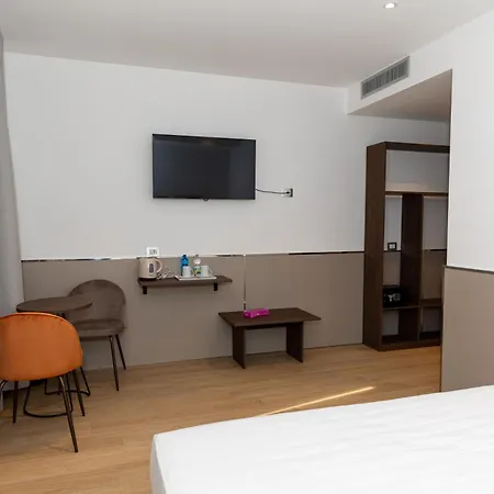 Lh Hotel Milan