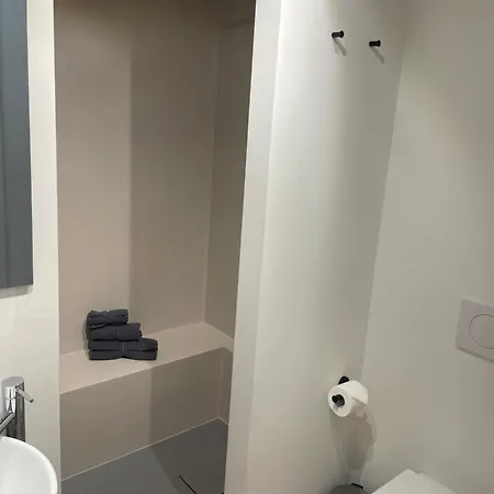 Varanini Luxury Double Bedroom Two And Sauna Apartment *