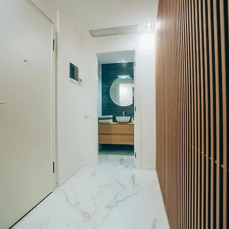 Center Luxury Flat A