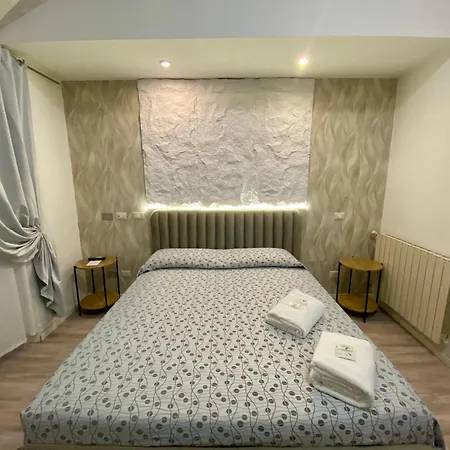 Minas Pensión Milán