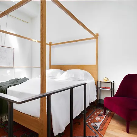 Vico 4* Mediolan