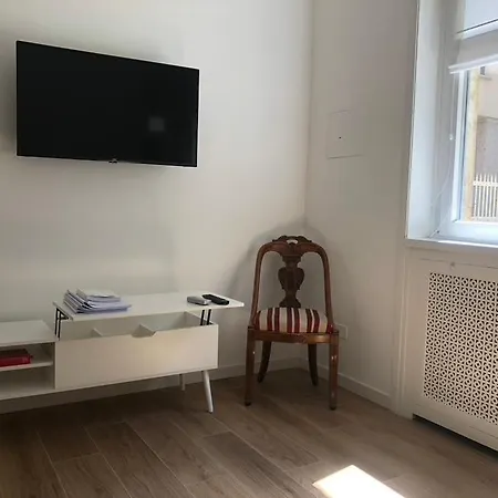 Missori Rose Garden View Apartment Milan