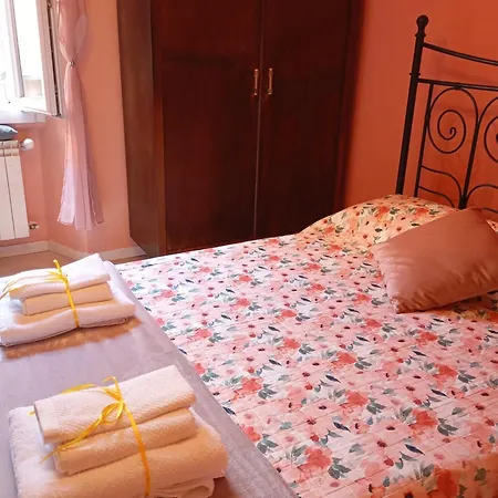 Flores Home, Boho Chic Style & Urban Comfort Navigli, Bocconi, Centro Apartamento