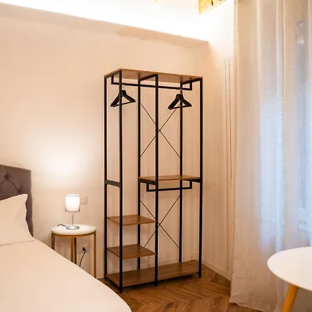 Brera La Apartamento Milão