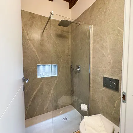 Brera La Apartamento Milão