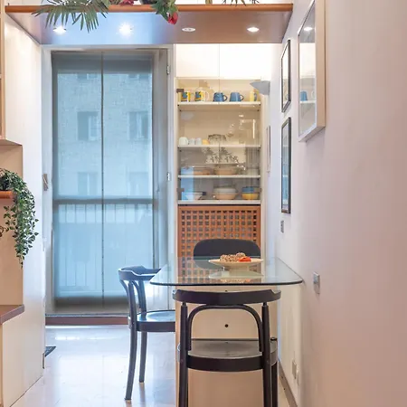 S29 Navigli - With Garage Apartment