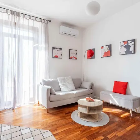 Casa Letizia - 5 Stops From The Duomo *