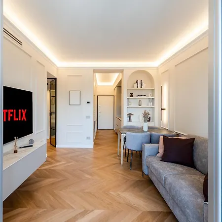 Lumen - Skyline View Attic Mediolan