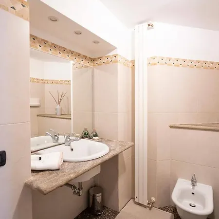 Апартаменты Arts At Porta Venezia Милан
