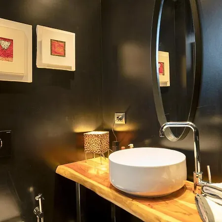 Arts At Porta Venezia I