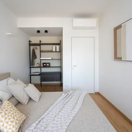 Arts At Porta Nuova شقة *