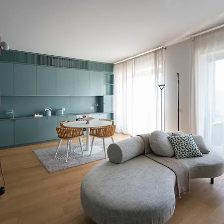 Arts At Porta Nuova Apartment