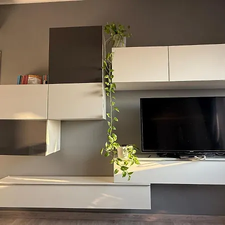 Sette Piani Sul Naviglio- 7th Floor Apartment Milan