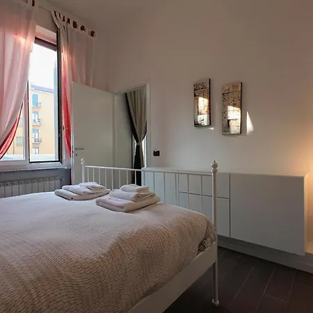 Apartamento Economico E Strategico A Quattro Fermate Da Piazza Duomo *