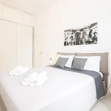 Design Porta Romana - Fondazione Prada Apartment *