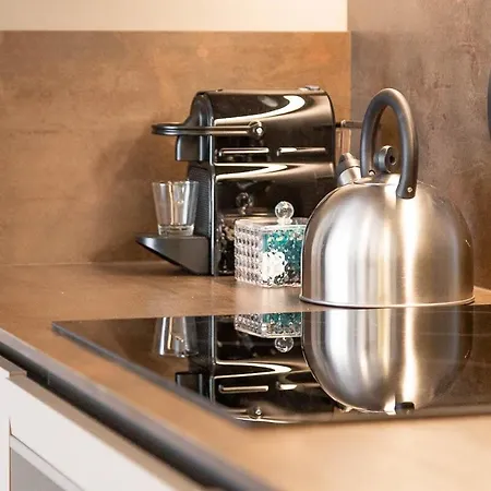 Apartment Free Parking Besta 10 Minutes Away Private Terrace And Garden View