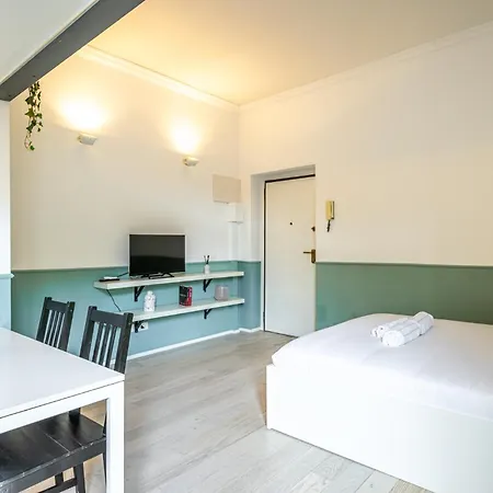 Risorgimento Modern And In Apartament Mediolan