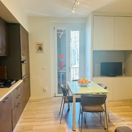 Three 2 Beds, 3rd Bed Available *