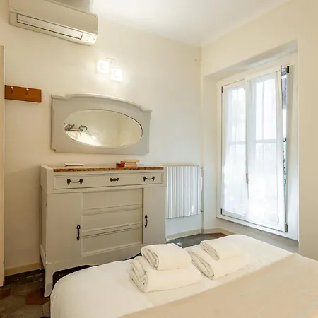 Appartement San Gottardo - Close To Navigli And Duomo Milaan