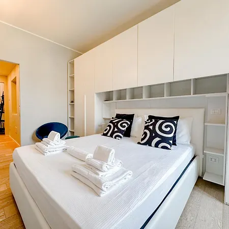 Cesare Da Sesto - 5 Mins From Navigli * ميلان