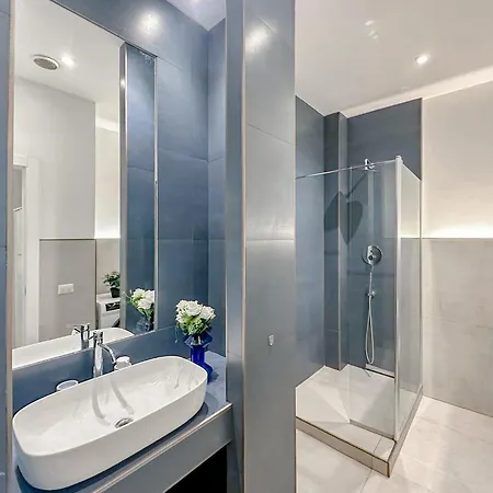 Santa Croce - 10 Mins From Duomo アパート