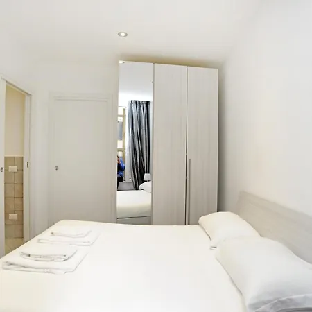 Apartamento Ticinese 28 Milão