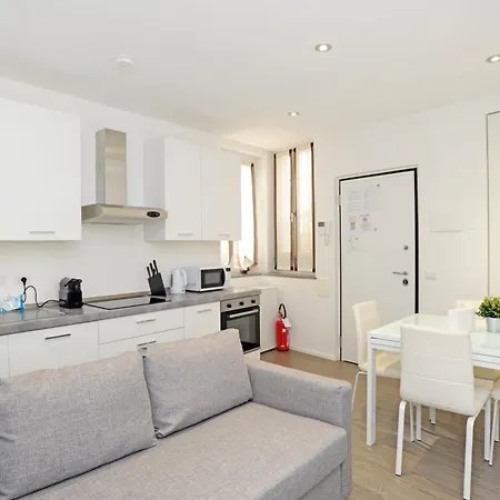 Ticinese 28 Apartment *