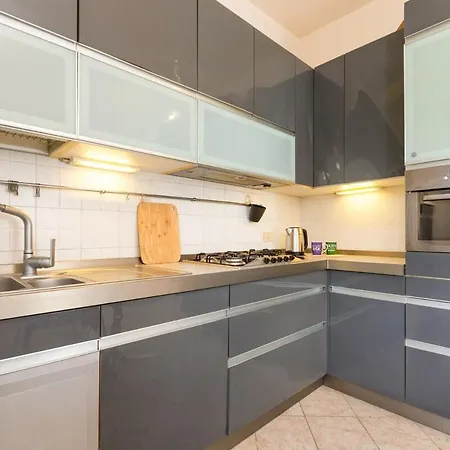 Parea Exclusive - Near Hospital And Airport Appartamento