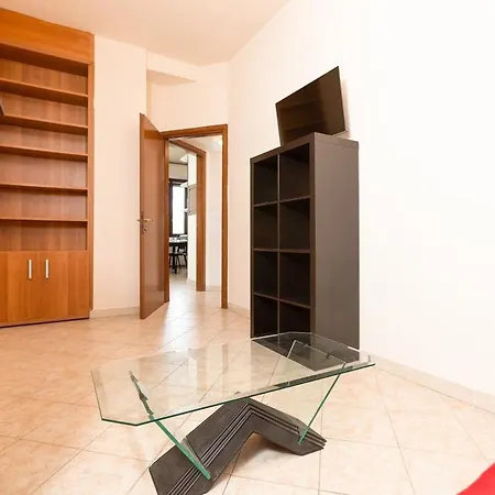 Appartamento Parea Exclusive - Near Hospital And Airport