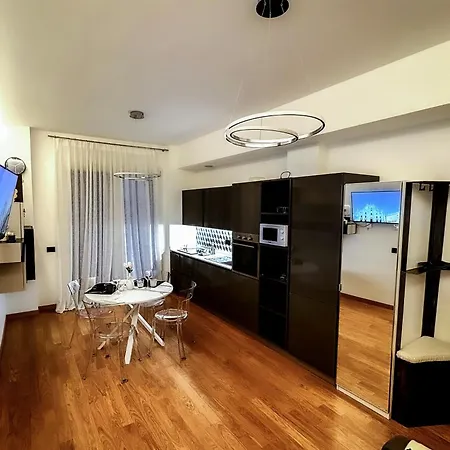 Hostmate - - Pistrucci Apartmán *