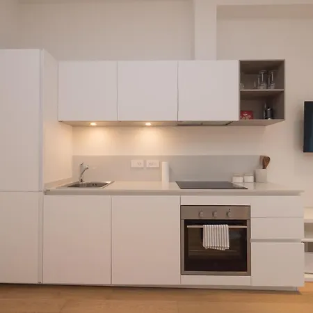 Xenia - 2rooms In Via Petrella 4 D *