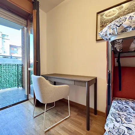 Lejlighed Spacious 2-bedroom With Large Terrace