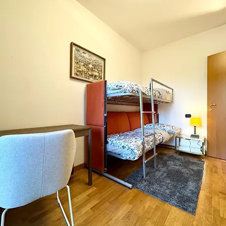 Spacious 2-bedroom With Large Terrace Lejlighed *