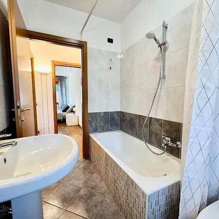 Lejlighed Spacious 2-bedroom With Large Terrace