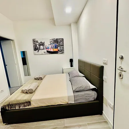 Apartment Maya Loreto Milan