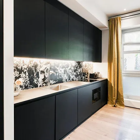 Easylife - - Magenta 83s - Magenta