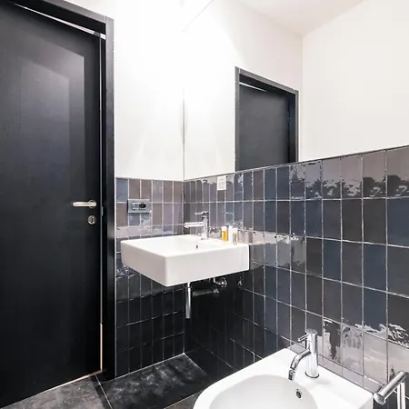 Easylife - Accogliente Monolocale In Corso Magenta Milaan