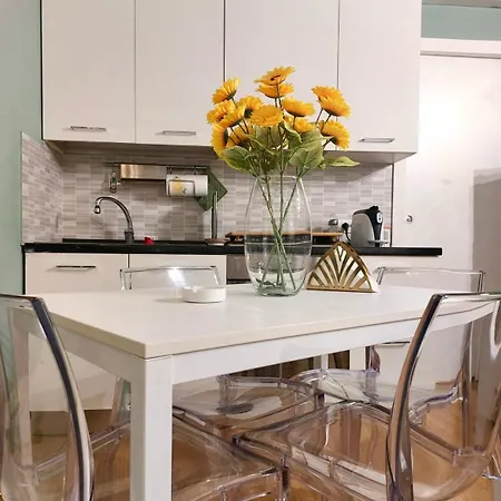 House P&a Centro- Navigli- Bocconi- Porta Romana *